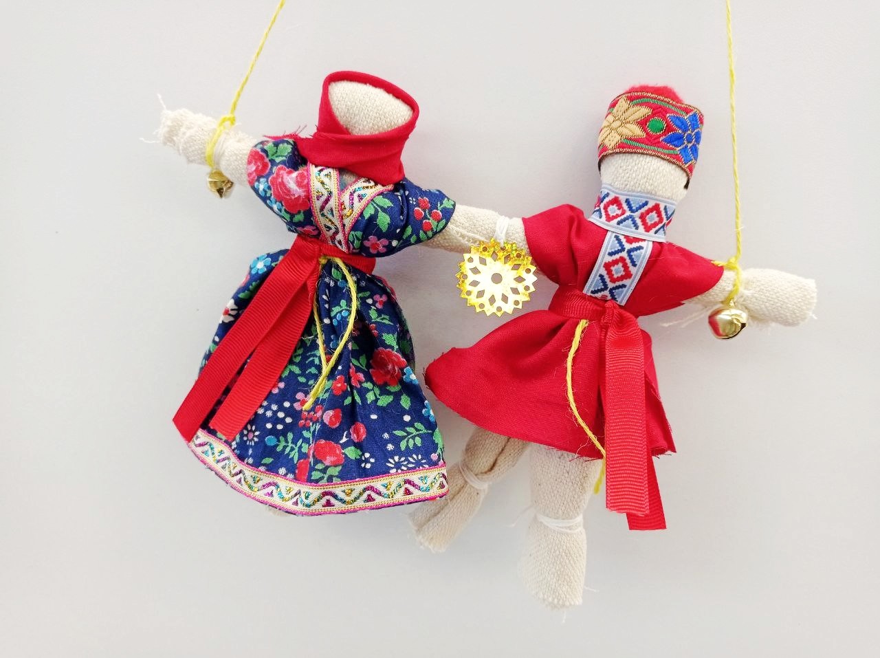 Пошаговая инструкция создания куклы из ткани